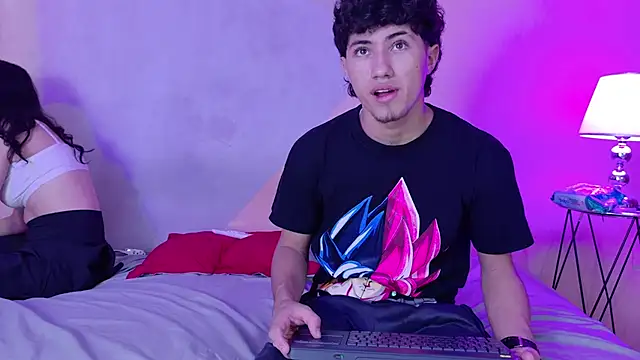 Laura and Kevin online show from 11, 9, 2025