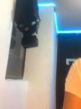 zoeandangel online show from 5, 11, 2025