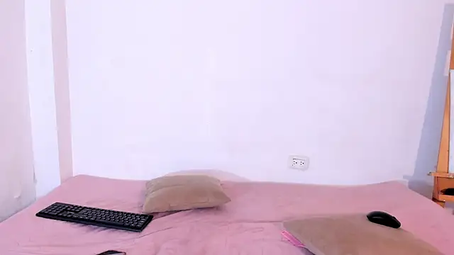 Lia Rousse0 online show from 21, 9, 2025