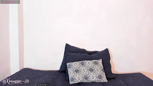 Lia Rousse0 online show from 13, 3, 2026