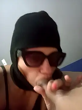 casaalhot online show from 23, 9, 2025