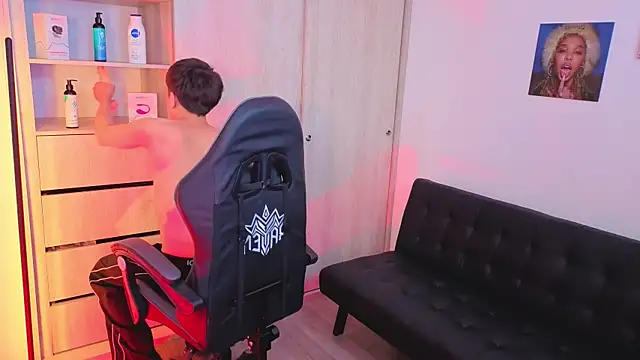 onlinenico online show from 12, 9, 2025