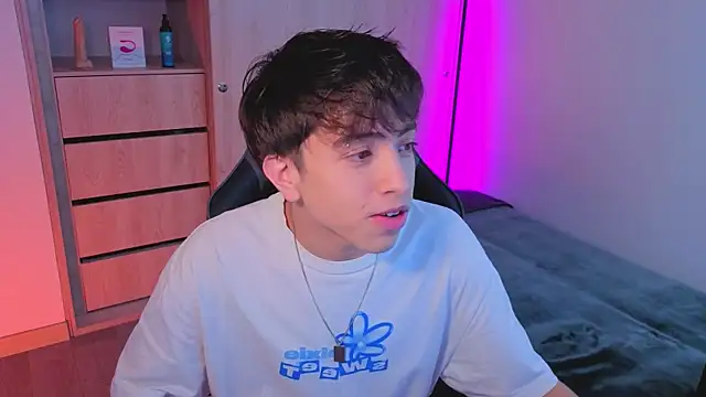 onlinenico online show from 10, 10, 2025