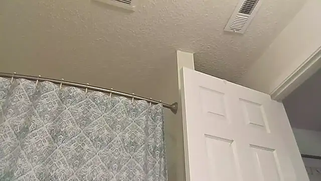 sexybigdick04 online show from 27, 3, 2026