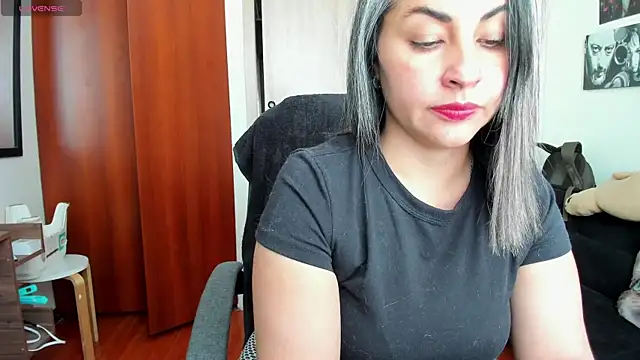 moonligth18 online show from 3, 4, 2026