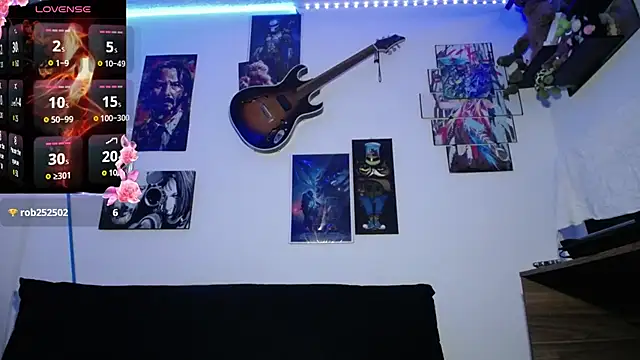 moonligth18 online show from 28, 10, 2025