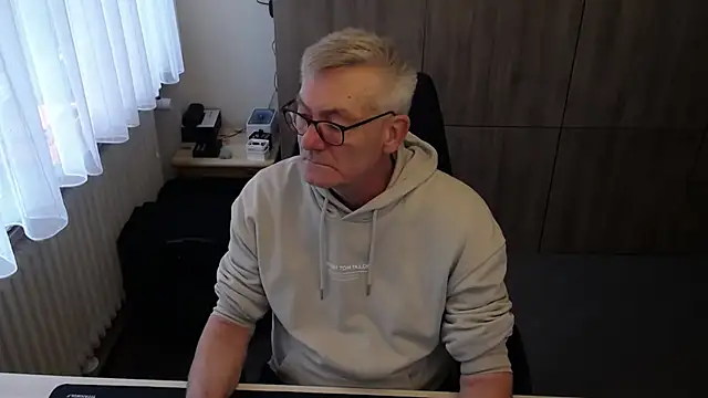 randyandy67 online show from 18, 11, 2025