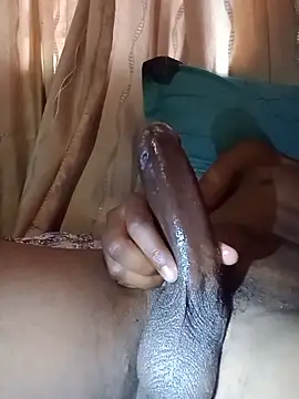 Snapshot of THeGuynextdorr chatting on 12, 10, 2025 THeGuynextdorr online show from 12, 10, 2025