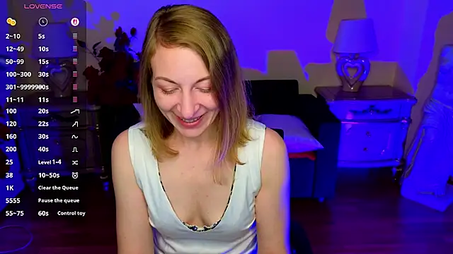 Katherine Loveau online show from 13, 9, 2025