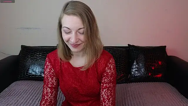 Katherine Loveau online show from 24, 9, 2025