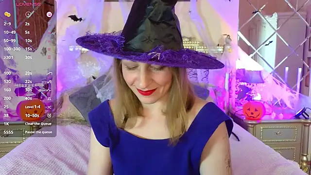 Katherine Loveau online show from 29, 10, 2025