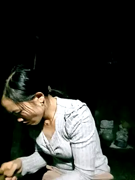 ngan-cute online show from 9, 11, 2025