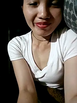 ngan-cute online show from 4, 10, 2025