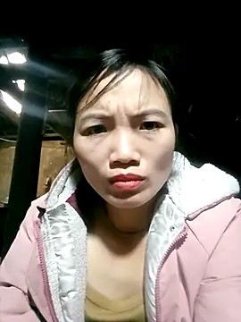 ngan-cute online show from 15, 11, 2025