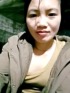 ngan-cute online show from 18, 11, 2025