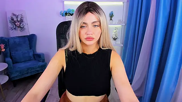 LeslieMineg online show from 21, 11, 2025