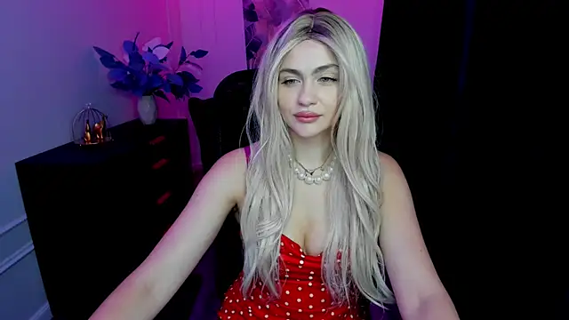 LeslieMineg online show from 16, 9, 2025