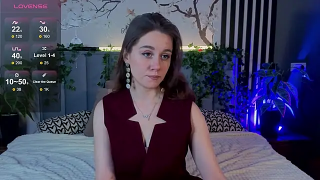 SkyHelen online show from 17, 11, 2025