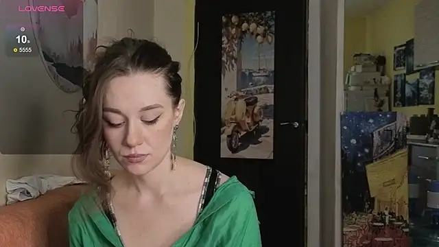 SkyHelen online show from 10, 4, 2026