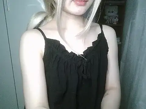 Annabelle-e online show from 12, 3, 2026