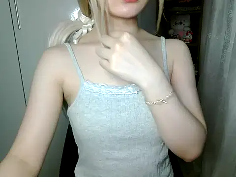 Annabelle-e online show from 9, 4, 2026