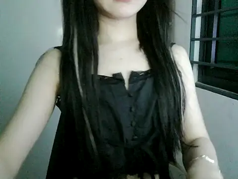 Snapshot of Annabelle-e chatting on 12, 10, 2025 Annabelle-e online show from 12, 10, 2025