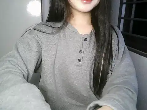 Snapshot of Annabelle-e chatting on 7, 1, 2026 Annabelle-e online show from 7, 1, 2026