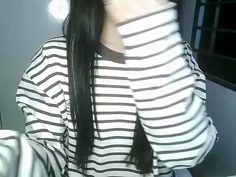 Snapshot of Annabelle-e chatting on 10, 1, 2026 Annabelle-e online show from 10, 1, 2026