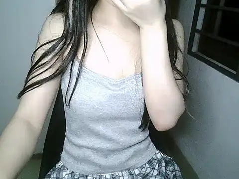 Snapshot of Annabelle-e chatting on 10, 9, 2025 Annabelle-e online show from 10, 9, 2025