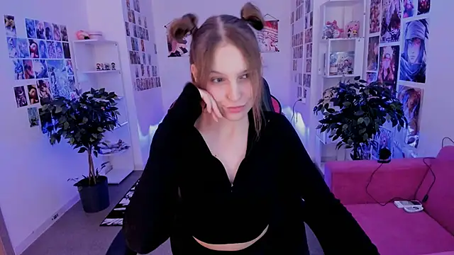 Snapshot of JenniferKiim chatting on 22, 10, 2025 JenniferKiim online show from 22, 10, 2025