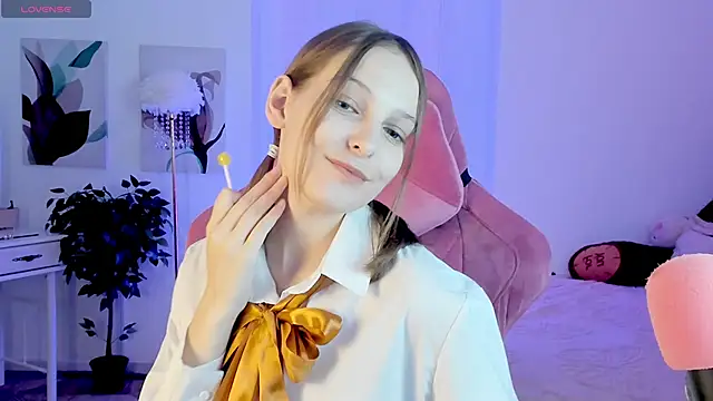 Snapshot of JenniferKiim chatting on 14, 10, 2025 JenniferKiim online show from 14, 10, 2025