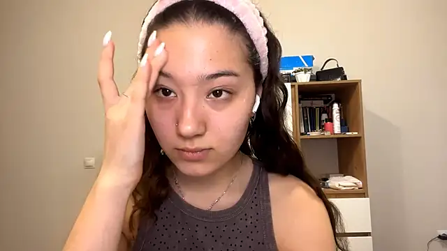 Sakuravice online show from 28, 9, 2025