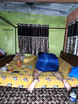 Smile-quien online show from 25, 9, 2025