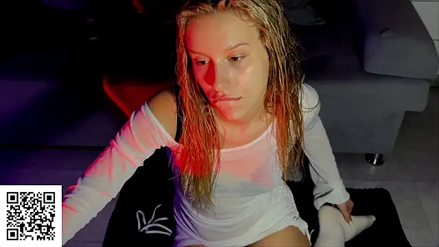 ElysiaXo online show from 17, 11, 2025