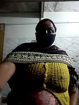 Rakhi sawant143 online show from 3, 12, 2025