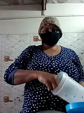 Rakhi sawant143 online show from 1, 2, 2026