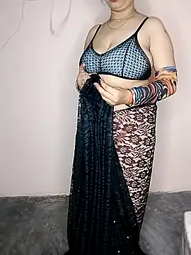 Snapshot of Oh_011 chatting on 26, 10, 2025 Oh 011 online show from 26, 10, 2025