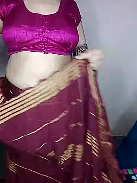 Snapshot of Oh_011 chatting on 4, 11, 2025 Oh 011 online show from 4, 11, 2025