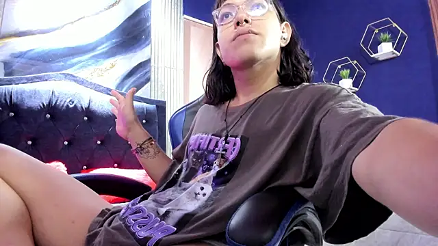 christina vamp1 online show from 1, 10, 2025