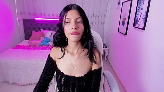 Mia Clay1 online show from 11, 11, 2025