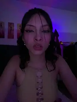 Mia Clay1 online show from 21, 5, 2026