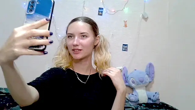  kikiclark   online show from 24, 9, 2025