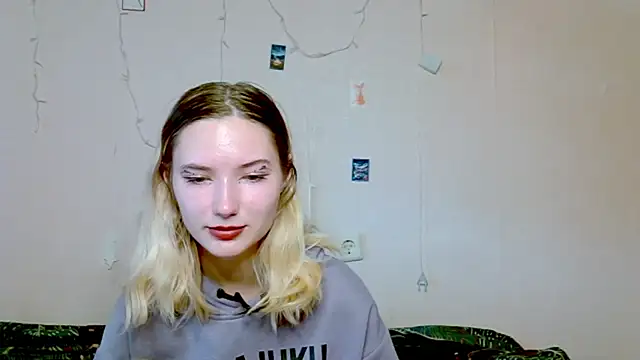  kikiclark   online show from 26, 9, 2025