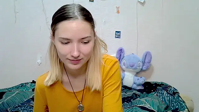  kikiclark   online show from 23, 9, 2025