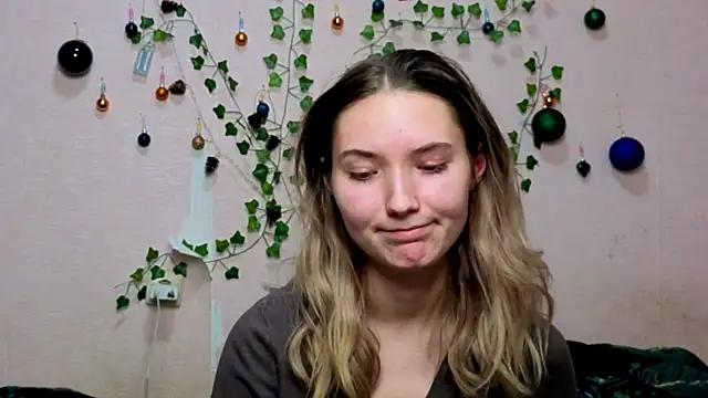  kikiclark   online show from 7, 1, 2026