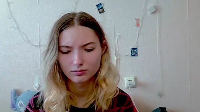  kikiclark   online show from 4, 10, 2025