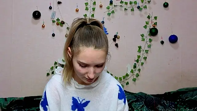  kikiclark   online show from 17, 1, 2026