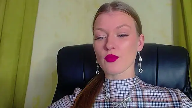 MysticVenus  online show from 5, 12, 2025