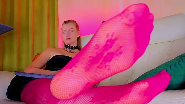 MysticVenus  online show from 15, 7, 2026
