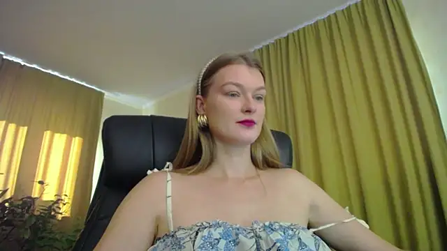 MysticVenus  online show from 19, 10, 2025